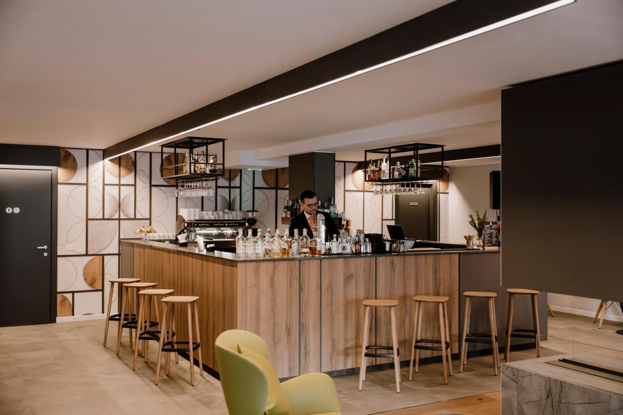 Armon Greenblu Hotel & Wellness Folgarida Eksteriør bilde