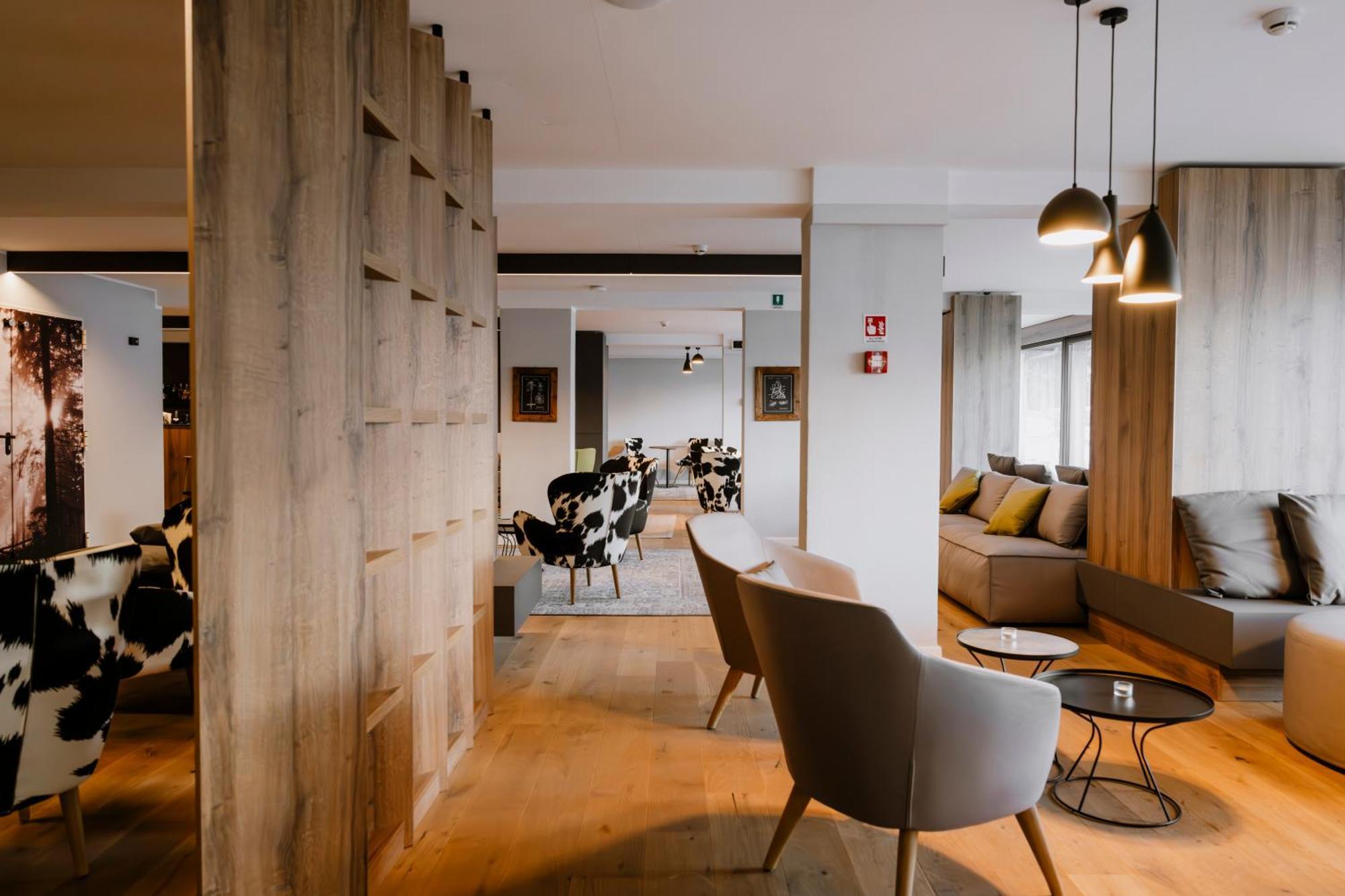 Armon Greenblu Hotel & Wellness Folgarida Eksteriør bilde